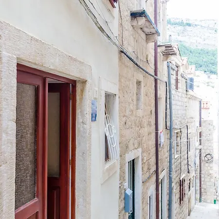 Simovic Old Town Apartman