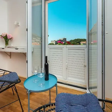 Simovic Old Town Apartman